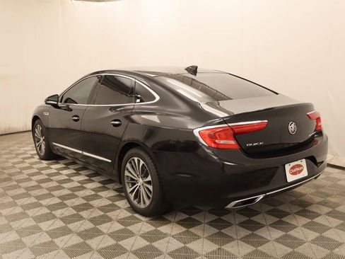 Used 2017 Buick LaCrosse Premium image 3
