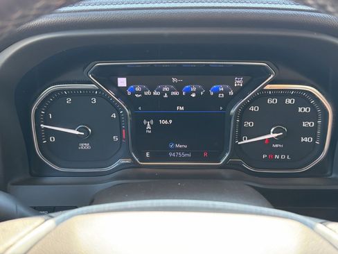 Used 2022 GMC Sierra 2500 Denali w/ Denali Ultimate Package AWD/4WD image 16