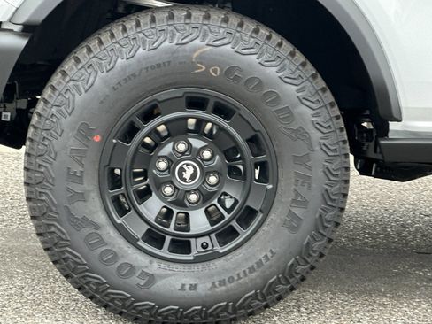 New 2026 Ford Bronco Badlands AWD/4WD image 26