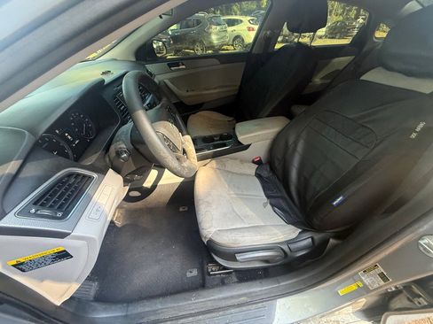 Used 2015 Hyundai Sonata SE FWD image 9