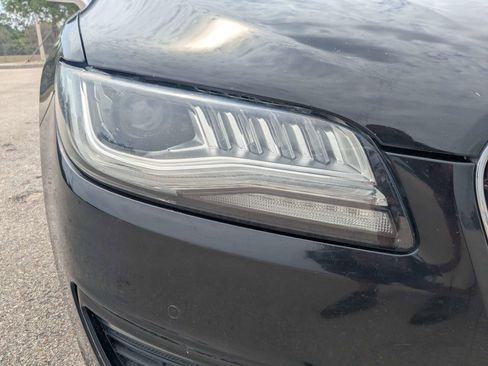 Used 2020 Lincoln MKZ Reserve w/ Monochromatic Package FWD image 9