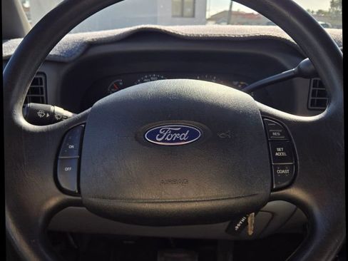 Used 2003 Ford F350 XL image 19