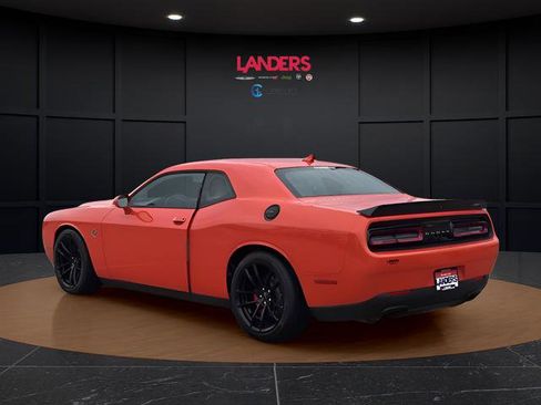 Used 2023 Dodge Challenger SRT Hellcat w/ Driver Convenience Group image 2