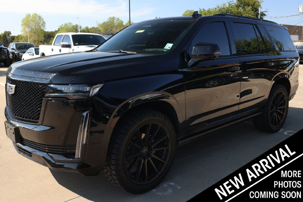 Used 2023 Cadillac Escalade Sport w/ LPO, ONYX Package AWD/4WD image 1
