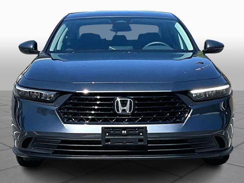 Certified 2025 Honda Accord LX image 4
