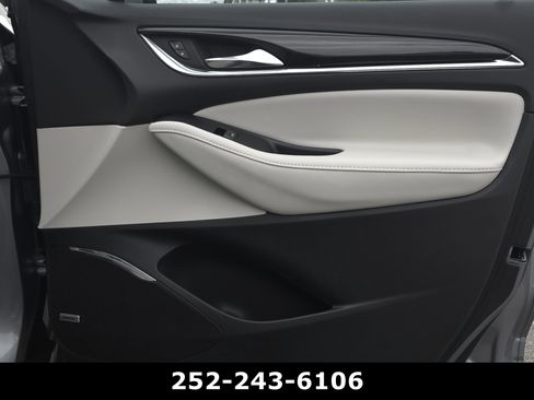 Used 2023 Buick Enclave Essence w/ Experience Buick Package FWD image 44