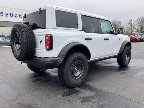 Used 2025 Ford Bronco Badlands image 7