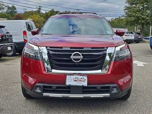 Certified 2022 Nissan Pathfinder SL image 2