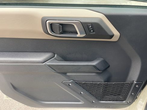 Used 2025 Ford Bronco Big Bend image 12