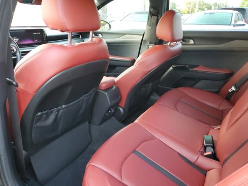 Used 2023 Kia K5 GT-Line w/ GT-Line Premium Package image 10