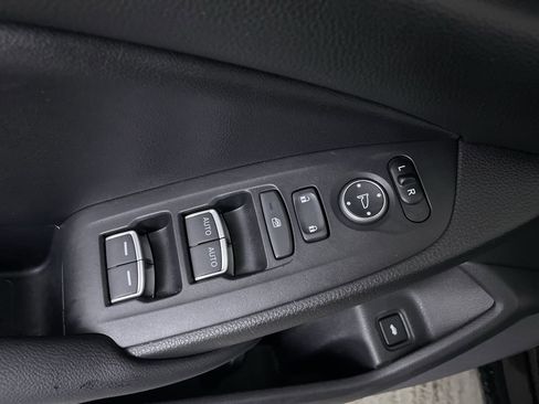 Used 2021 Honda Accord LX image 11