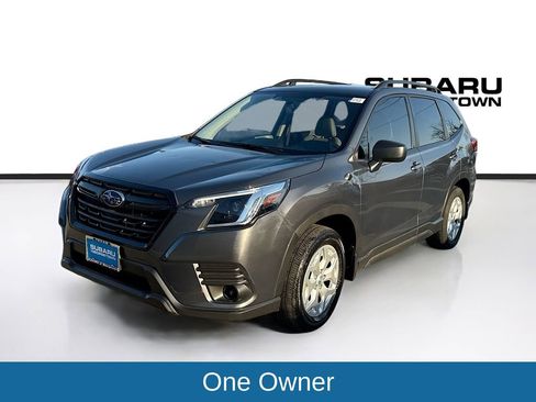 Used 2023 Subaru Forester image 3