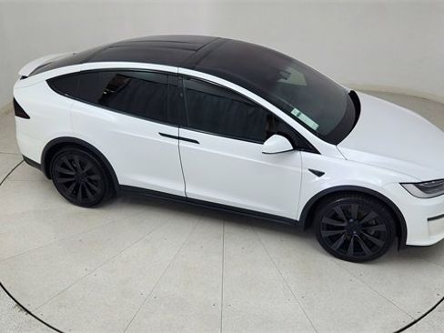 Used 2022 Tesla Model X Plaid image 78