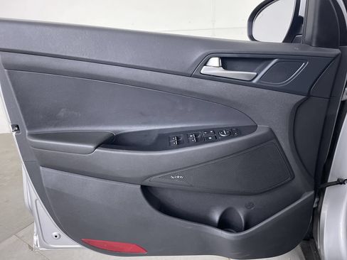 Used 2020 Hyundai Tucson Limited AWD/4WD image 2