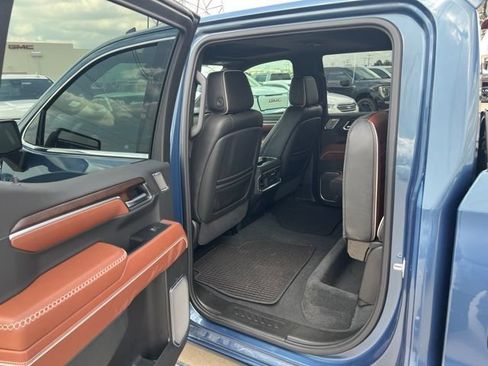 Used 2026 GMC Sierra 1500 Denali Ultimate AWD/4WD image 16