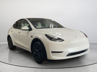 Used 2024 Tesla Model Y Long Range RWD video 1
