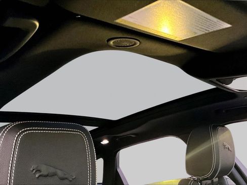 Used 2025 Jaguar F-PACE R-Dynamic S image 25