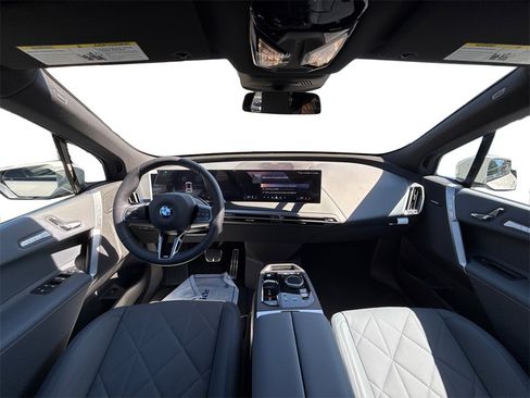 New 2026 BMW iX xDrive60 w/ M Sport Package image 19