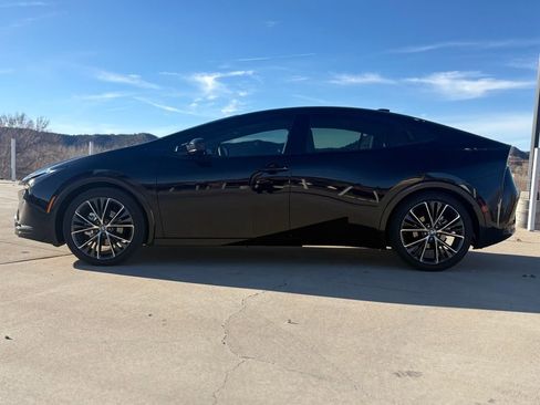 New 2026 Toyota Prius Limited image 3