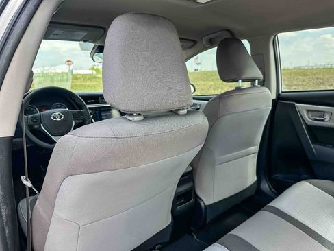 Used 2019 Toyota Corolla LE image 17