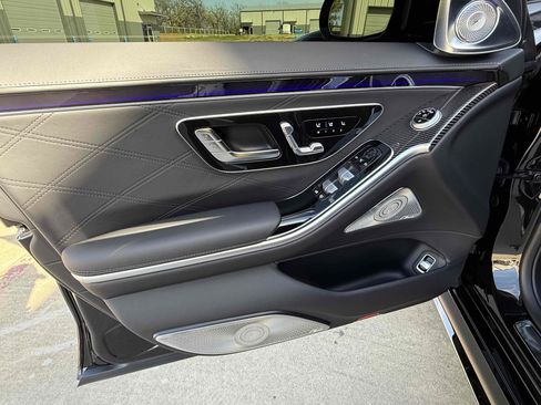 Used 2025 Mercedes-Benz S 63 AMG S image 70