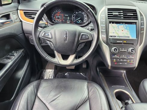 Used 2019 Lincoln MKC Select w/ Select Plus Package image 8