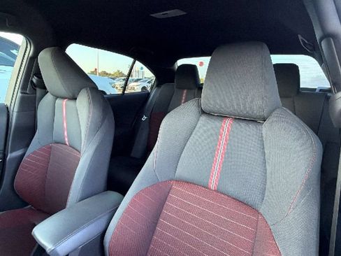 Used 2025 Toyota Corolla SE FWD image 15