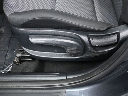 Certified 2025 Kia Soul LX w/ LX Technology Package image 12