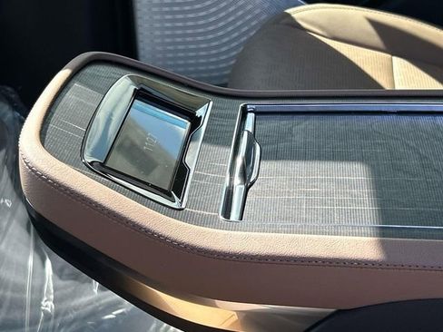 New 2026 Lincoln Navigator L Black Label image 19