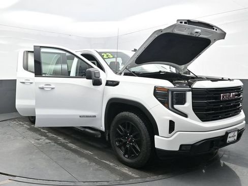 Used 2023 GMC Sierra 1500 Elevation AWD/4WD image 45