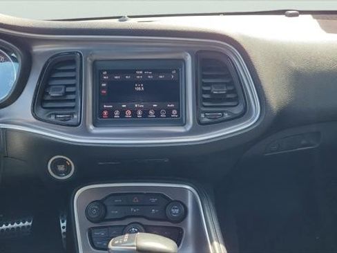 Used 2021 Dodge Challenger R/T w/ Driver Convenience Group RWD image 8