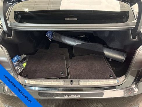 Used 2020 Lexus LS 500 w/ Interior Upgrade Package RWD image 25