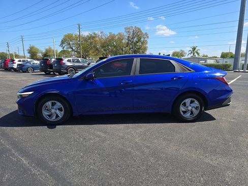 Used 2024 Hyundai Elantra SE image 6
