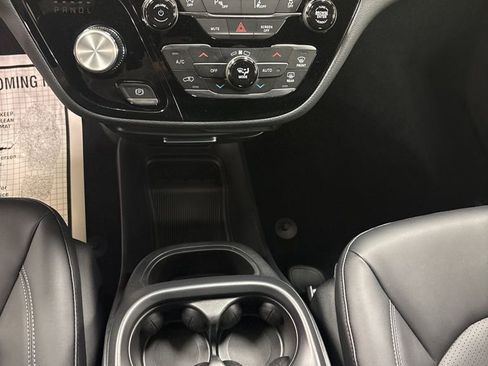 New 2026 Chrysler Pacifica Select image 14