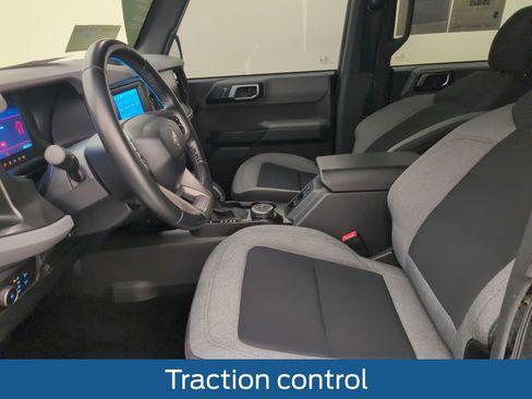 Used 2022 Ford Bronco Big Bend image 5