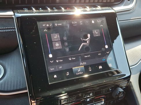 Certified 2023 Jeep Grand Cherokee Altitude AWD/4WD image 17