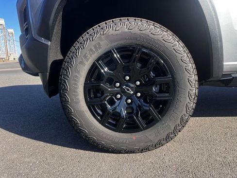New 2026 Chevrolet Colorado Trail Boss AWD/4WD image 11