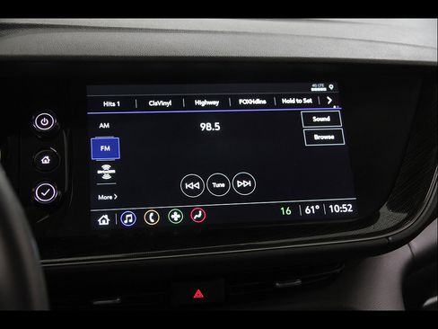 Used 2023 Buick Envision Essence w/ Sport Touring Package AWD/4WD image 11