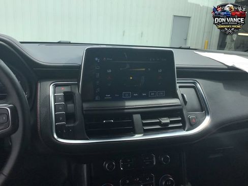 Used 2023 Chevrolet Tahoe RST w/ Luxury Package RWD image 19