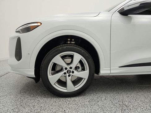 New 2026 Audi Q5 Premium Plus AWD/4WD image 13