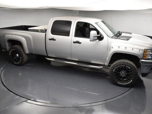 Used 2013 Chevrolet Silverado 2500 W/T AWD/4WD image 50
