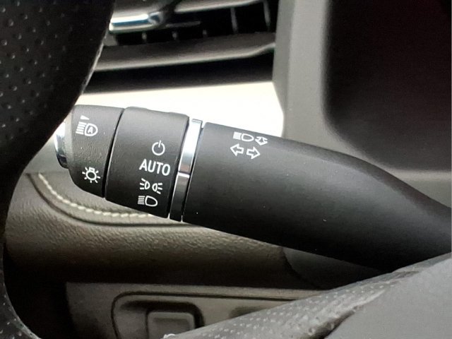 Used 2023 GMC Acadia SLE w/ Driver Convenience Package AWD/4WD image 29