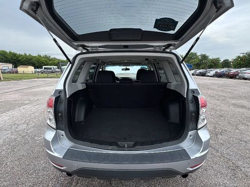Used 2012 Subaru Forester 2.5X Premium w/ All-Weather Pkg AWD/4WD image 23