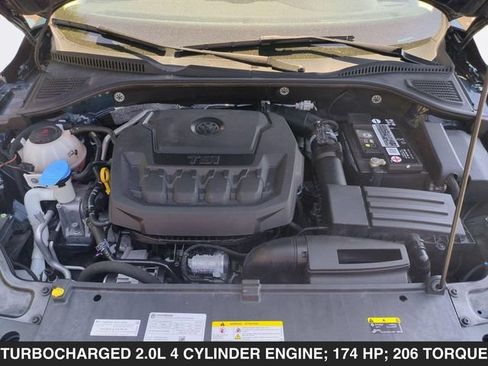 Used 2022 Volkswagen Passat 2.0T SE FWD image 17