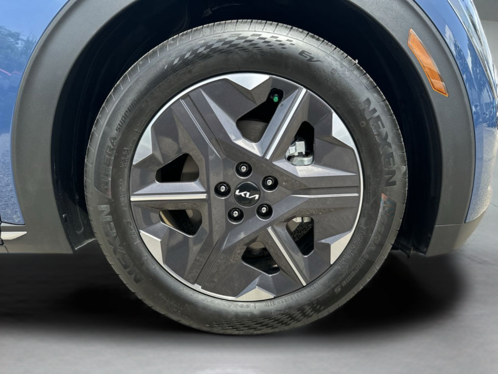 Used 2025 Kia EV6 Light RWD image 39