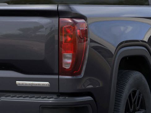 New 2026 GMC Sierra 1500 Elevation image 11