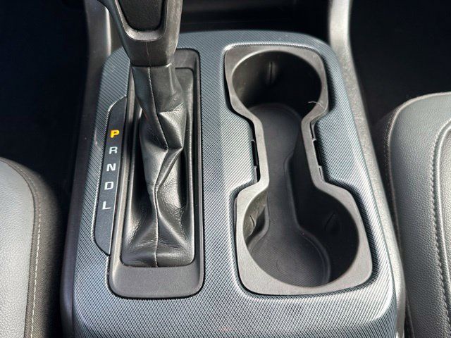 Used 2017 Chevrolet Colorado Z71 AWD/4WD image 32