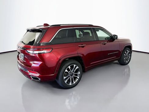 Used 2022 Jeep Grand Cherokee Overland w/ Adv Protech Group III AWD/4WD image 7