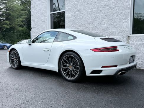 Used 2017 Porsche 911 Carrera 4 AWD/4WD image 10
