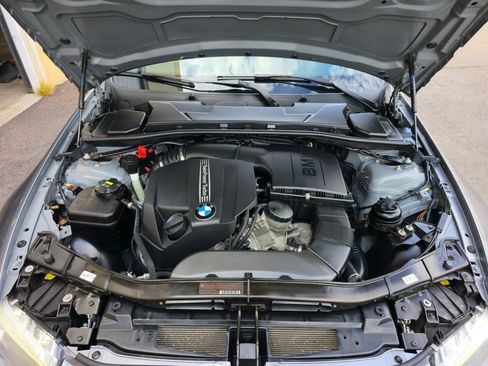 Used 2012 BMW 335i xDrive Coupe image 28